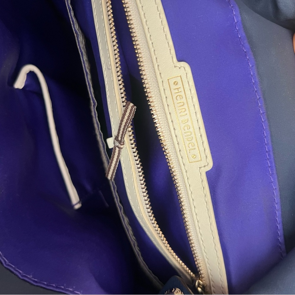 Henri Bendel Jetsetter convertible backpack blue navy EUC bag purse - Picture 4 of 5